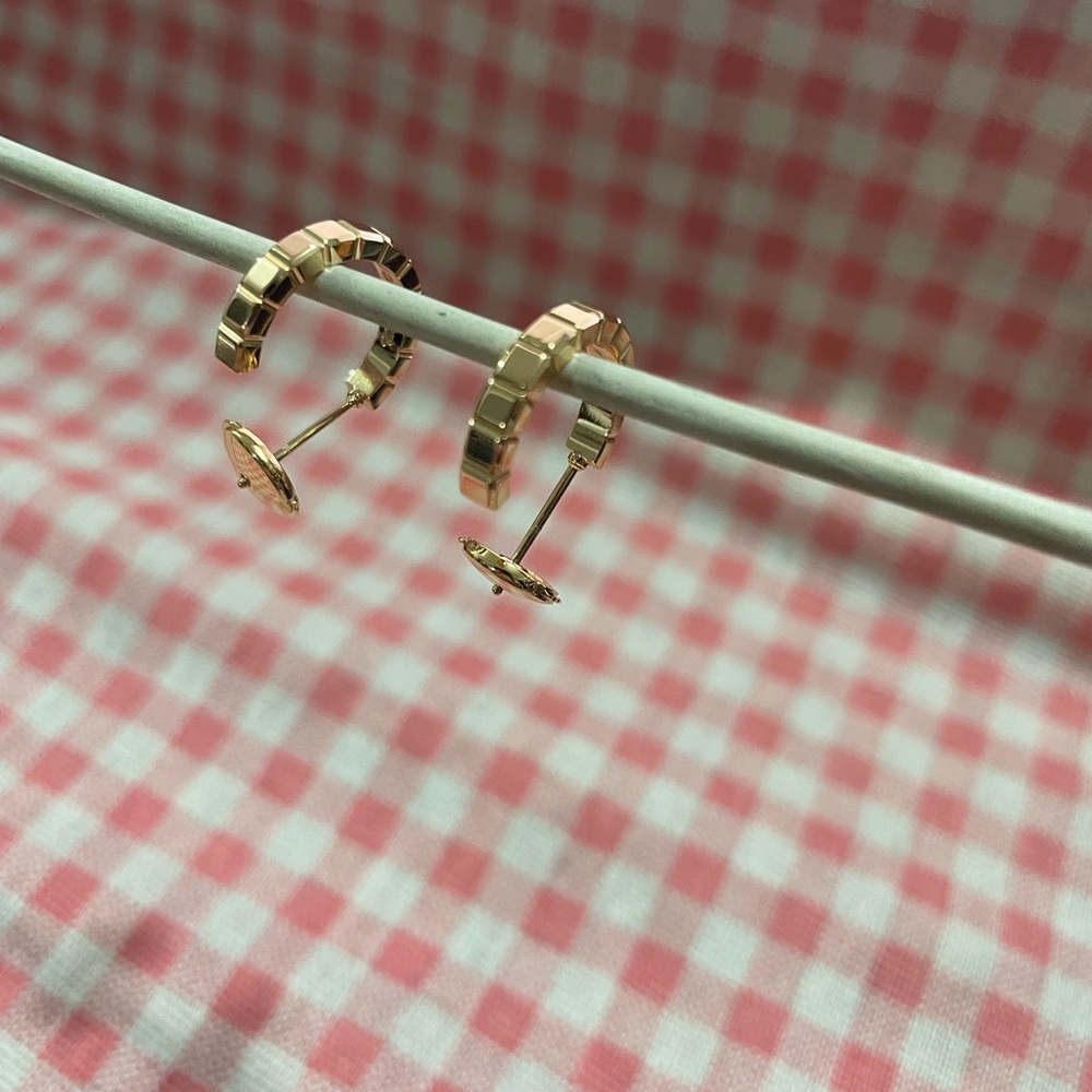 Chopard Rose Gold Geometric Link Hoop Earrings - Women Jewelry